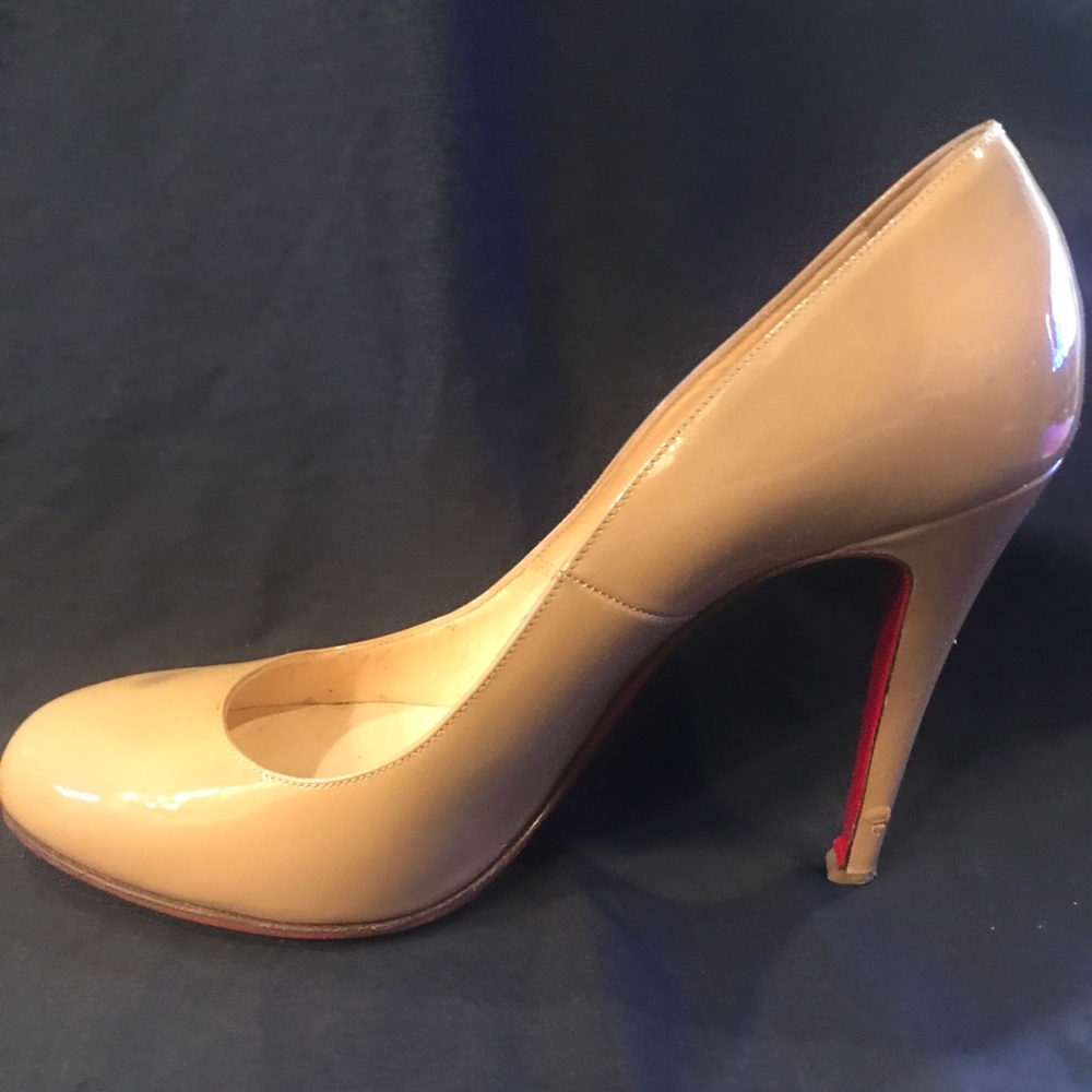 Christian Louboutin Pump